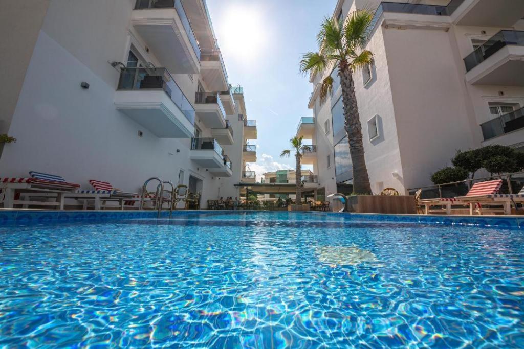 L'Amo Del Mare Hotel Ксамил Екстериор снимка